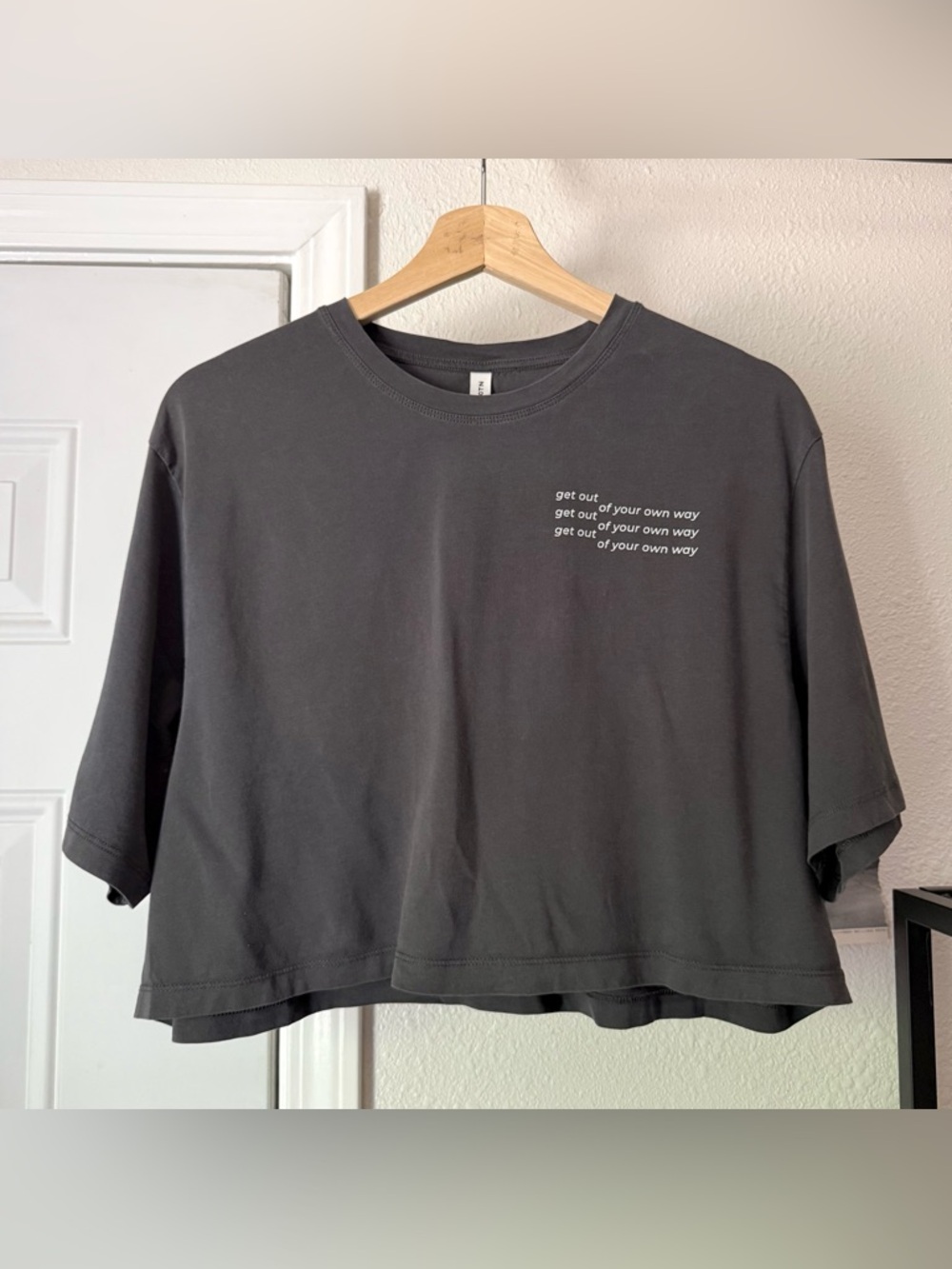 KOTN dark charcoal grey organic cotton text boxy cropped crew neck tee t-shirt